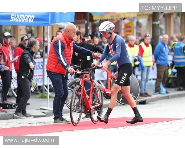 武汉足球队在世锦赛中的意识表现分析与总结