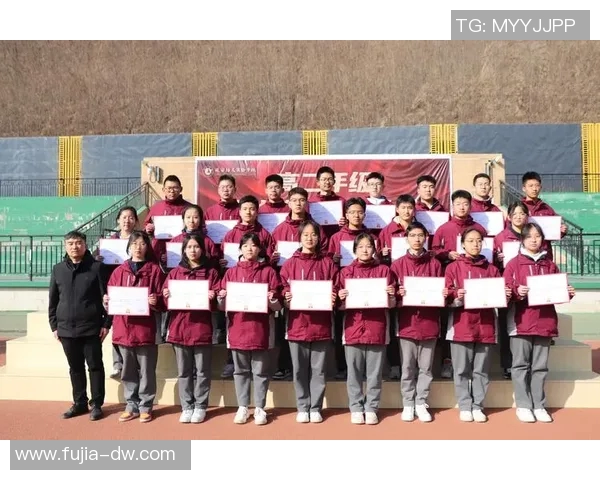 上海羽毛球队崛起之路联合会杯特别报道展现奋斗与荣耀的成长故事