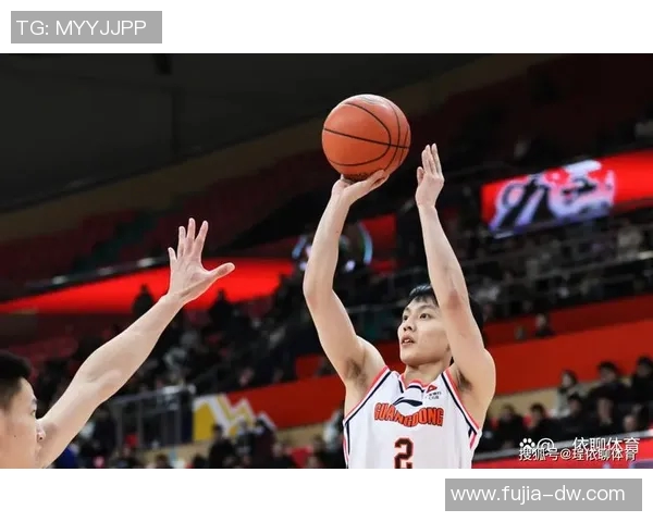 广州篮球队的比赛节奏解析：从战术到执行的深度剖析与探讨